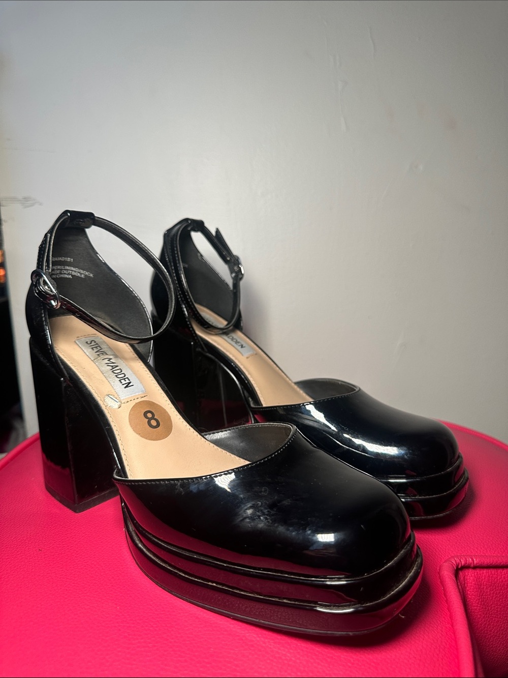 Steve Madden platform mary jane pumps